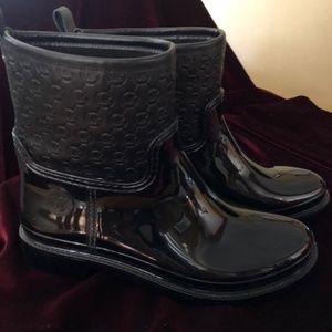 MICHAEL KORS SHORT BLACK RAIN BOOTS LIKE NEW SZ 6